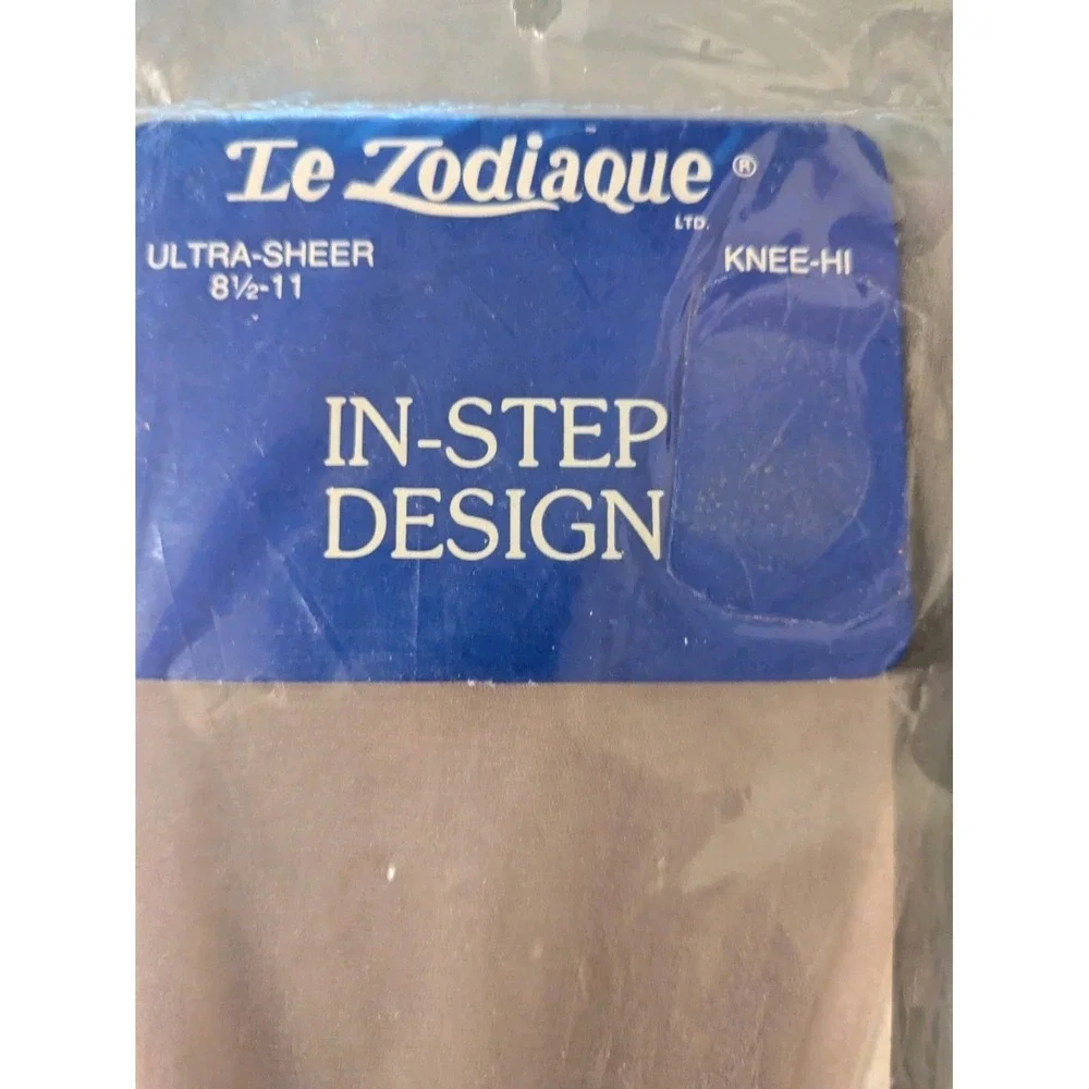 Vintage Sheer Knee High Ultra Sheer, Size 8.5 to 11 In-Step Design La Zodiaque